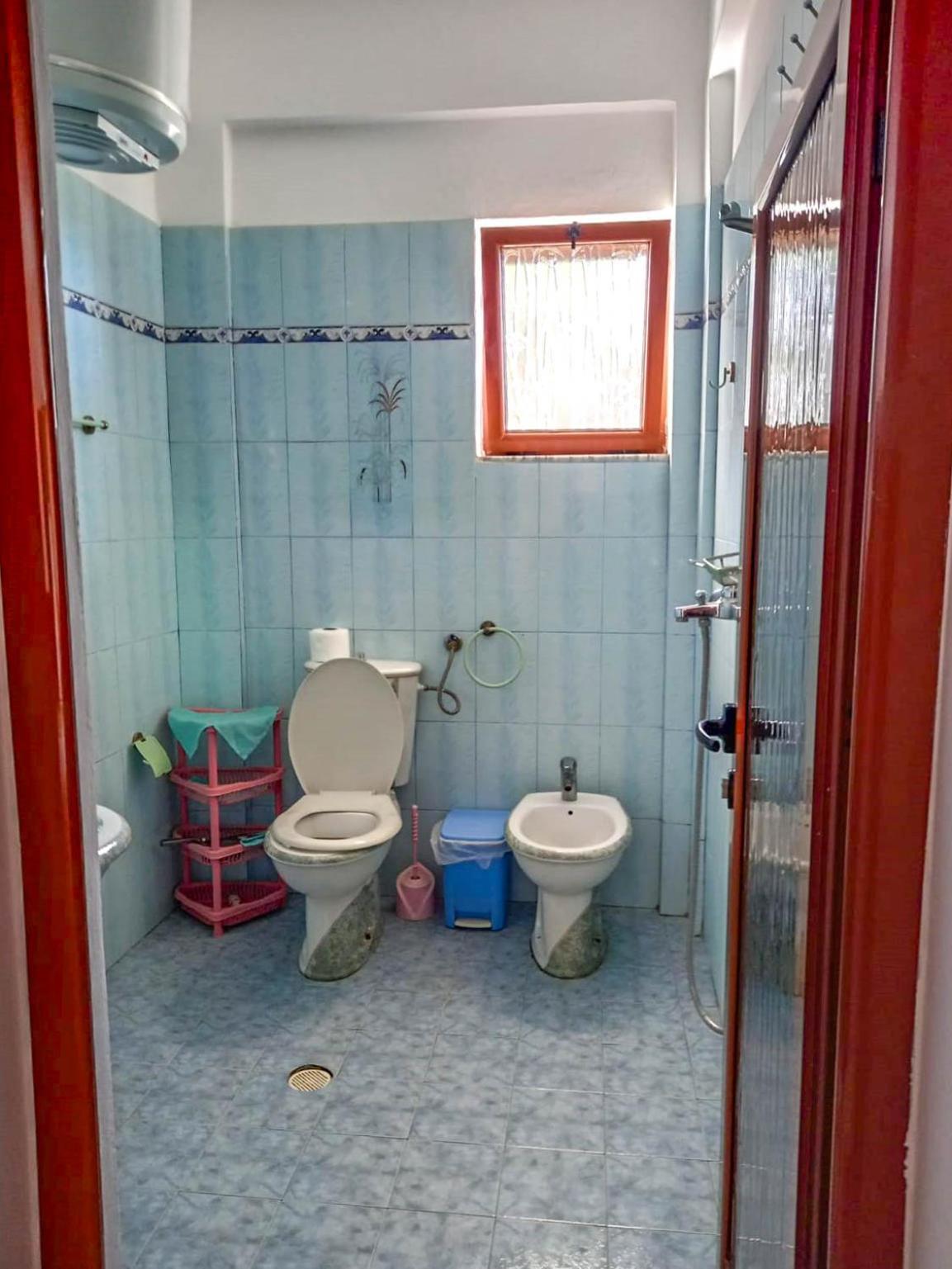 Sea View Apartments Vlorë Esterno foto