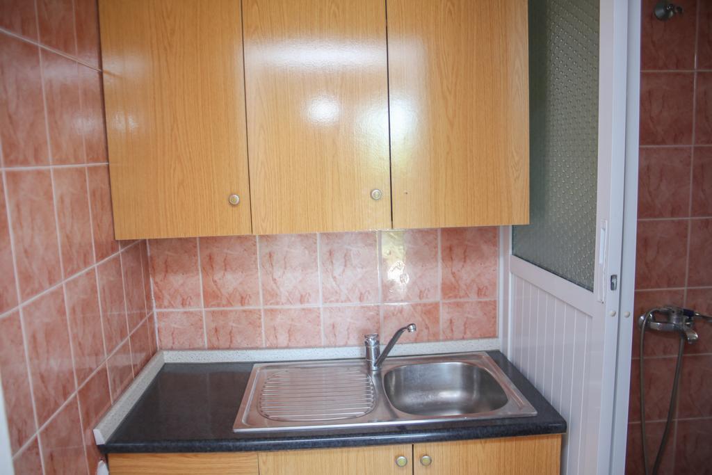 Sea View Apartments Vlorë Esterno foto